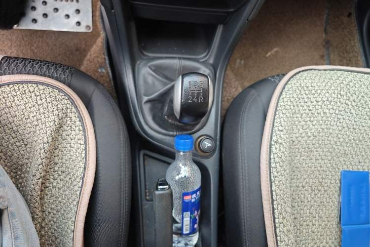 Used Peugeot 308 2014 Enjoy Edition Classic 1.6L Manual YouShang Model Gear Lever