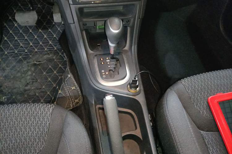 Used Peugeot 308 2014 Enjoyment Edition Classic 1.6L Automatic Fashion Model Gear Lever