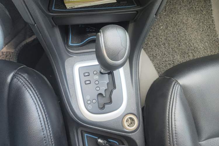 Used Peugeot 308 2014 Enjoy Edition Classic 1.6L Automatic Premium Model Gear Lever