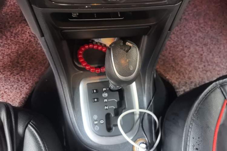 Used Peugeot 308 2014 Enjoyment Edition Classic 1.6L Automatic Fashion Model Gear Lever