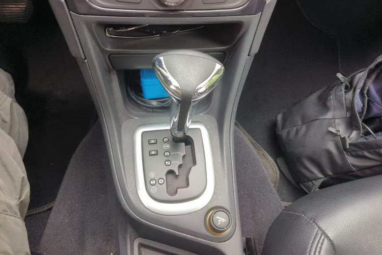 Used Peugeot 308 2014 Enjoyment Edition Classic 1.6L Automatic Fashion Model Gear Lever