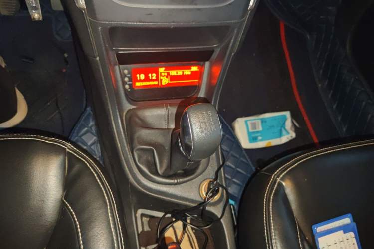 Used Peugeot 308 2014 Enjoy Edition Classic 1.6L Manual YouShang Model Gear Lever