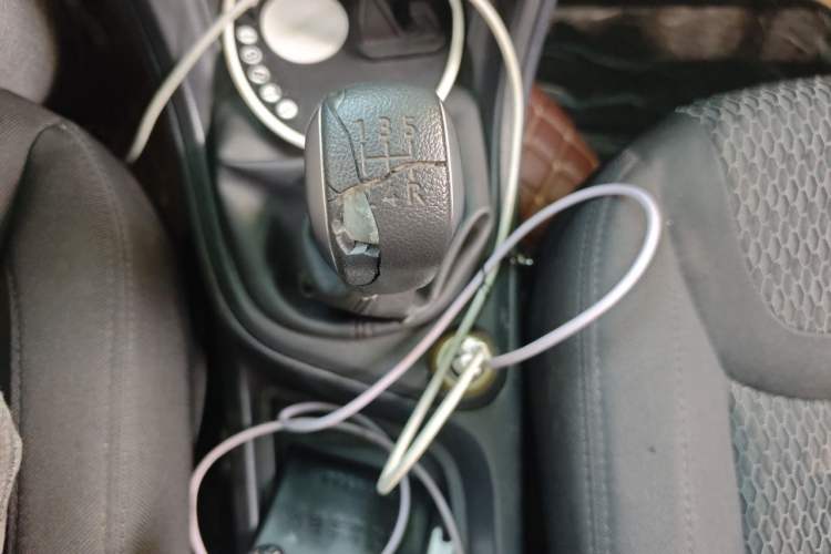 Used Peugeot 308 2014 Enjoy Edition Classic 1.6L Manual Fashion Model Gear Lever