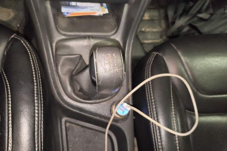 Used Peugeot 308 2014 Enjoy Edition Classic 1.6L Manual YouShang Model Gear Lever