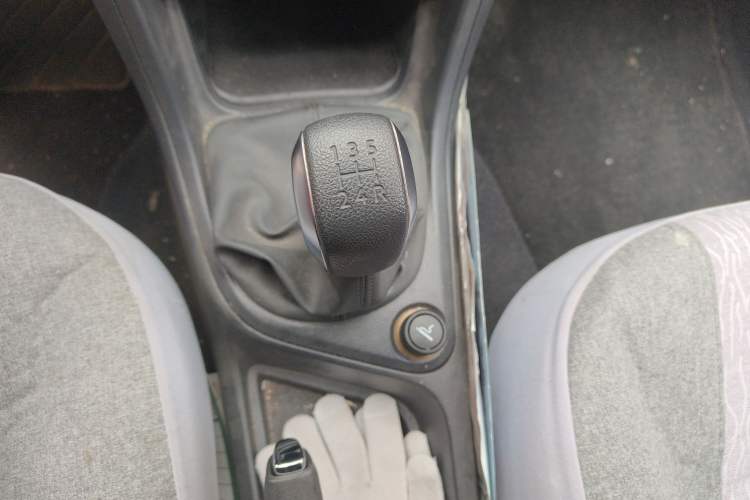 Used Peugeot 308 2014 Enjoy Edition Classic 1.6L Manual YouShang Model Gear Lever