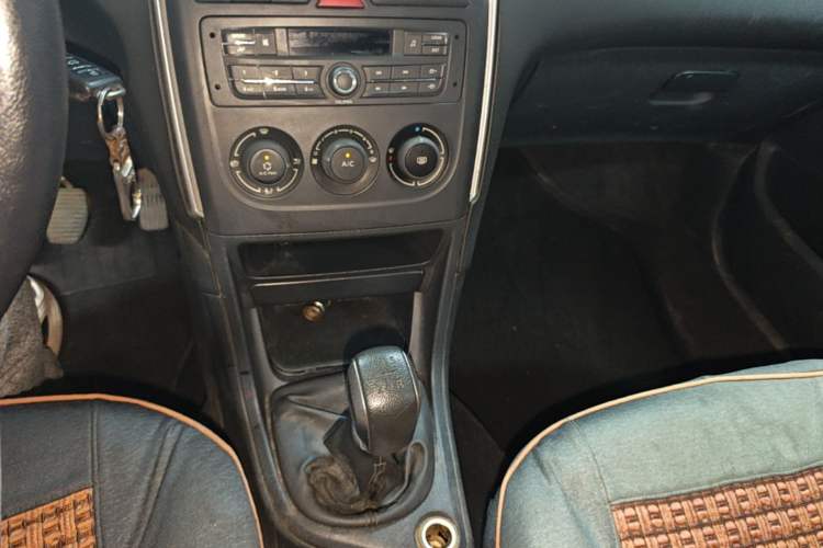 Used Peugeot 308 2014 Enjoy Edition Classic 1.6L Manual YouShang Model Gear Lever
