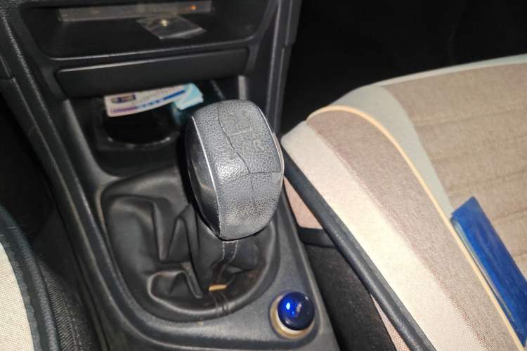 Used Peugeot 308 2014 Enjoy Edition Classic 1.6L Manual Fashion Model Gear Lever