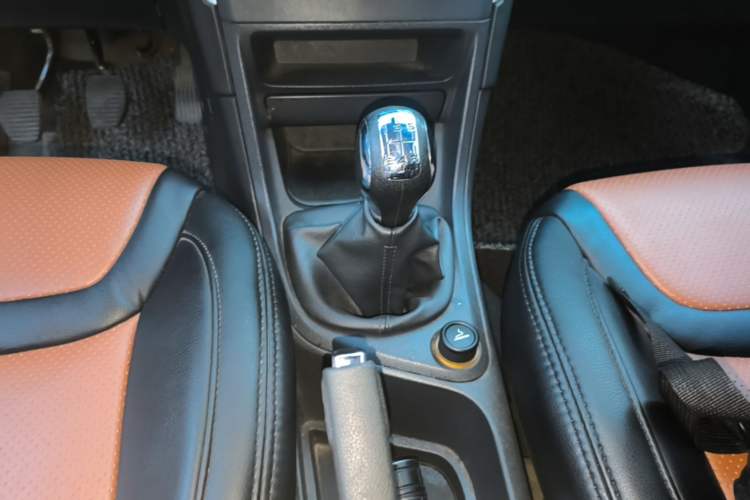 Used Peugeot 308 2014 Enjoy Edition Classic 1.6L Manual YouShang Model Gear Lever