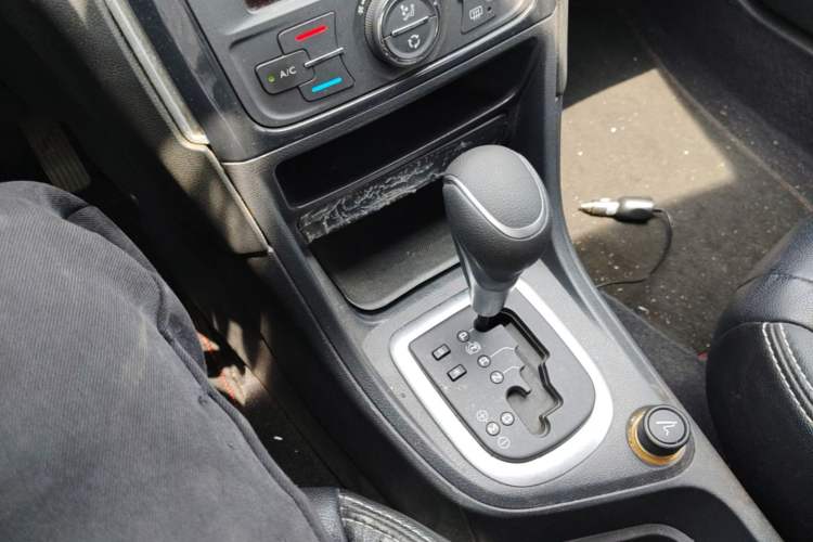 Used Peugeot 308 2014 Enjoyment Edition Classic 1.6L Automatic Fashion Model Gear Lever