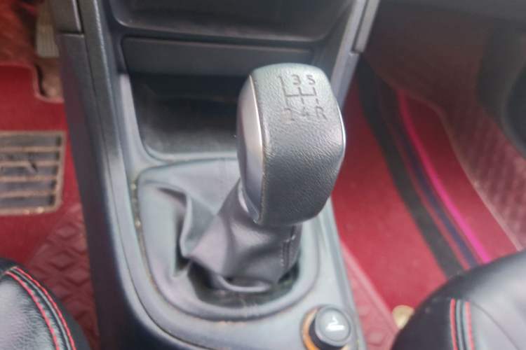 Used Peugeot 308 2014 Enjoy Edition Classic 1.6L Manual YouShang Model Gear Lever
