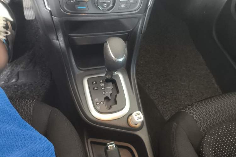 Used Peugeot 308 2014 Enjoyment Edition Classic 1.6L Automatic Fashion Model Gear Lever