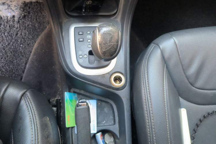 Used Peugeot 308 2014 Enjoy Edition Classic 1.6L Automatic Premium Model Gear Lever