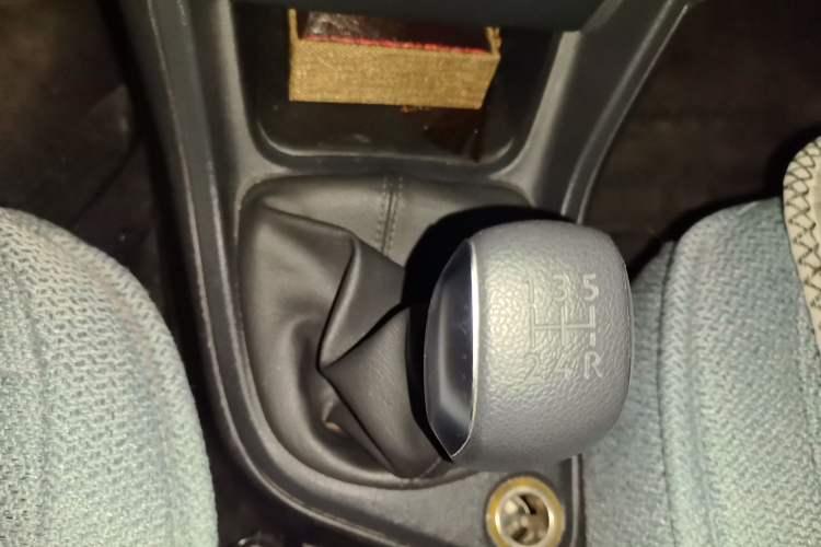 Used Peugeot 308 2014 Enjoy Edition Classic 1.6L Manual YouShang Model Gear Lever