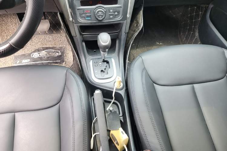 Used Peugeot 308 2014 Enjoyment Edition Classic 1.6L Automatic Fashion Model Gear Lever