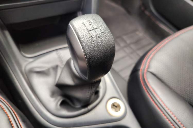 Used Peugeot 308 2014 Enjoy Edition Classic 1.6L Manual YouShang Model Gear Lever