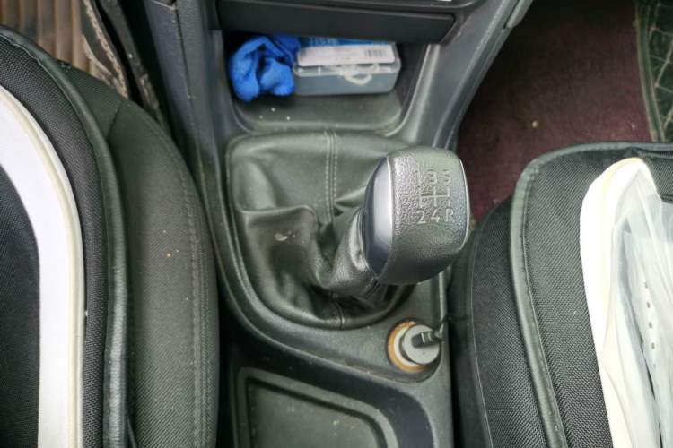 Used Peugeot 308 2014 Enjoy Edition Classic 1.6L Manual YouShang Model Gear Lever