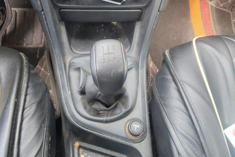 Used Peugeot 308 2014 Enjoy Edition Classic 1.6L Manual YouShang Model Gear Lever