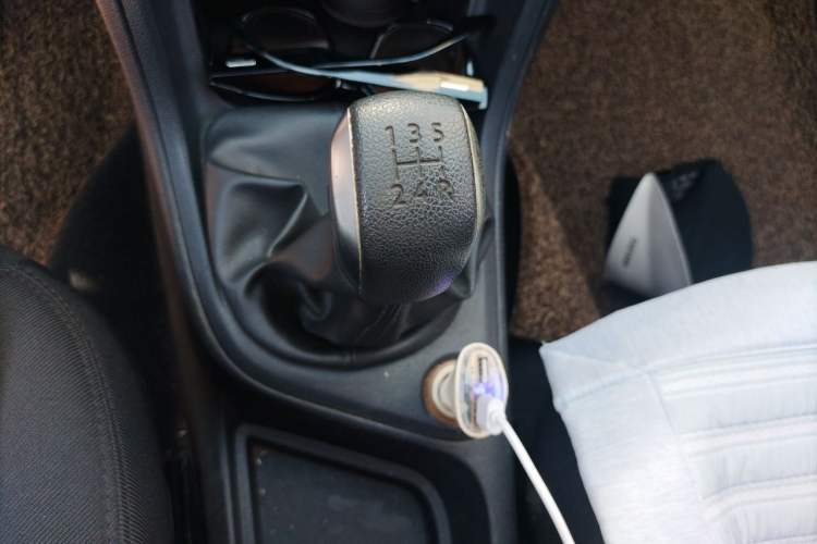 Used Peugeot 308 2014 Enjoy Edition Classic 1.6L Manual YouShang Model Gear Lever