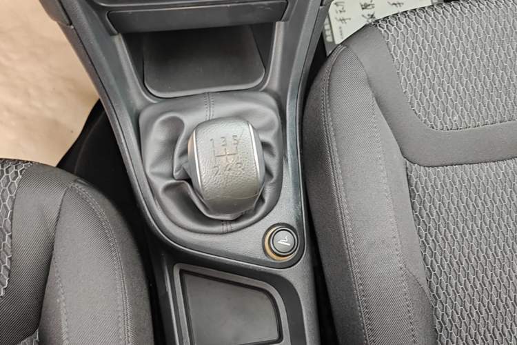 Used Peugeot 308 2014 Enjoy Edition Classic 1.6L Manual YouShang Model Gear Lever