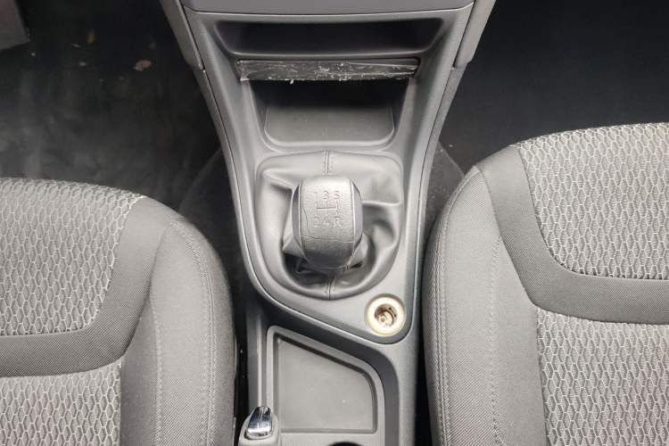 Used Peugeot 308 2014 Enjoy Edition Classic 1.6L Manual YouShang Model Gear Lever