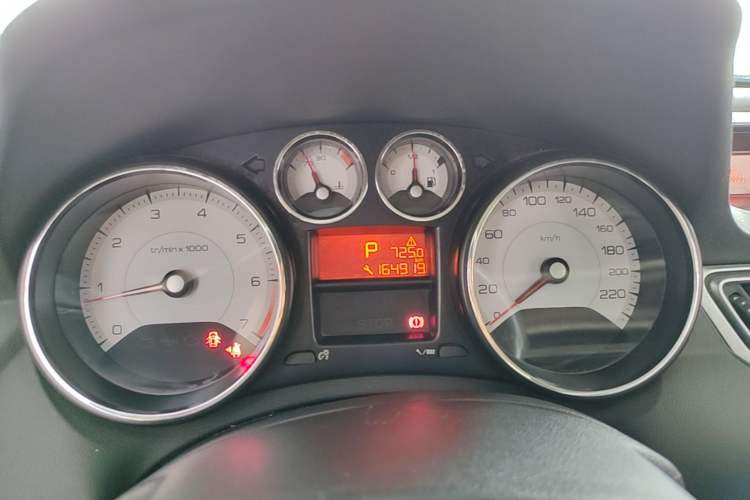 Used Peugeot 308 2014 Enjoyment Edition Classic 1.6L Automatic Fashion Model Instrument Cluster