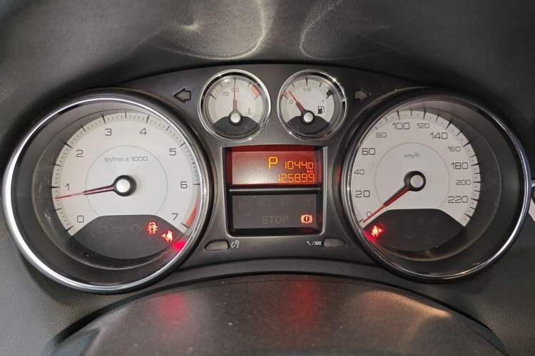 Used Peugeot 308 2014 Enjoyment Edition Classic 1.6L Automatic Fashion Model Instrument Cluster