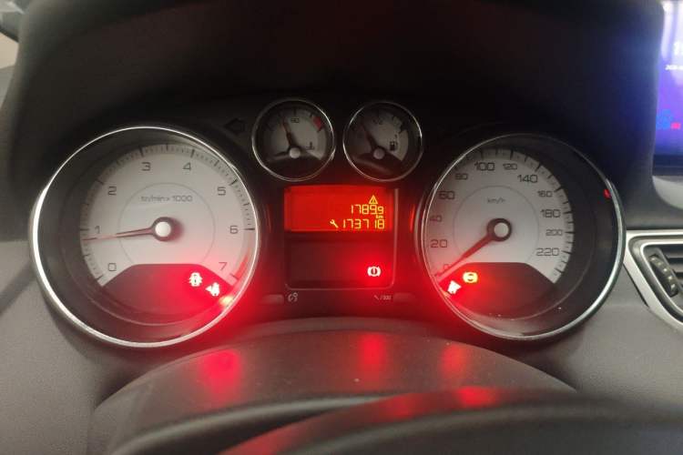 Used Peugeot 308 2014 Enjoy Edition Classic 1.6L Manual YouShang Model Instrument Cluster
