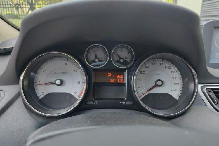 Used Peugeot 308 2014 Enjoy Edition Classic 1.6L Automatic Premium Model Instrument Cluster