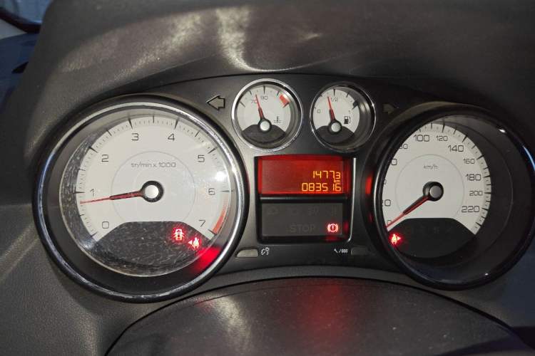Used Peugeot 308 2014 Enjoy Edition Classic 1.6L Manual YouShang Model Instrument Cluster