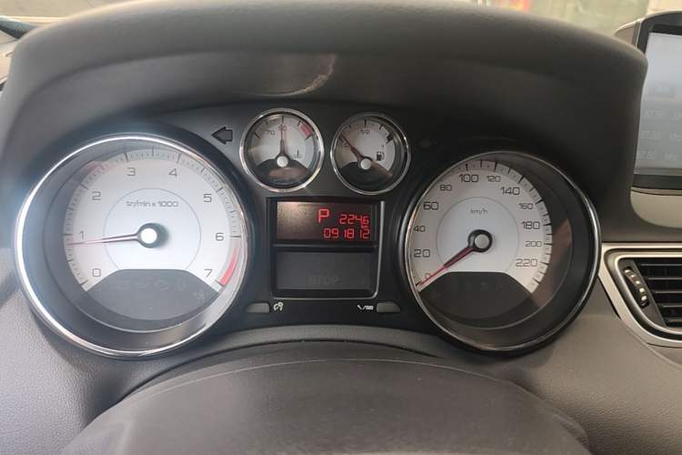Used Peugeot 308 2014 Enjoy Edition Classic 1.6L Automatic Premium Model Instrument Cluster