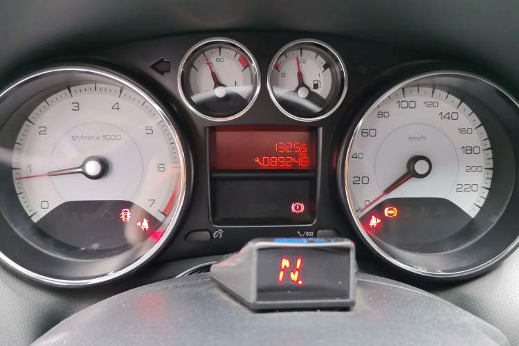 Used Peugeot 308 2014 Enjoy Edition Classic 1.6L Manual YouShang Model Instrument Cluster
