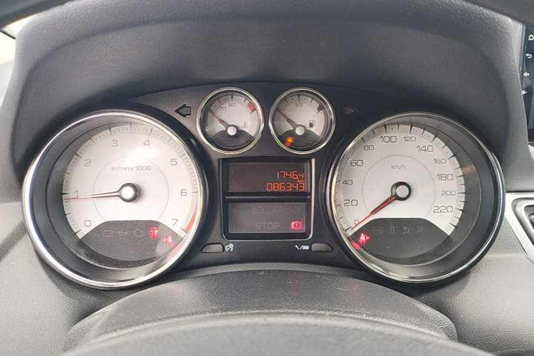 Used Peugeot 308 2014 Enjoy Edition Classic 1.6L Manual YouShang Model Instrument Cluster