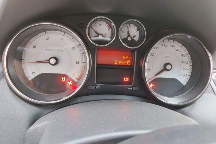 Used Peugeot 308 2014 Enjoy Edition Classic 1.6L Manual YouShang Model Instrument Cluster