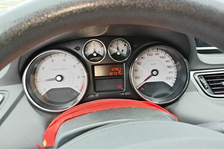 Used Peugeot 308 2014 Enjoy Edition Classic 1.6L Manual YouShang Model Instrument Cluster