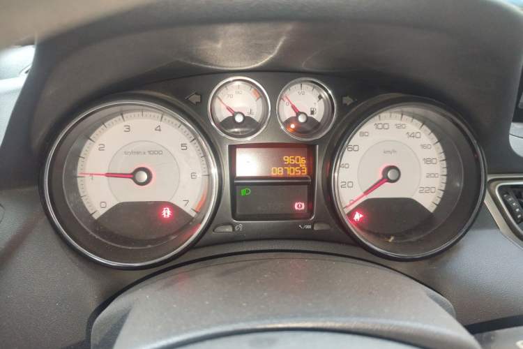 Used Peugeot 308 2014 Enjoy Edition Classic 1.6L Manual YouShang Model Instrument Cluster