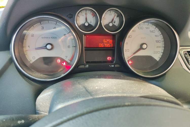 Used Peugeot 308 2014 Enjoy Edition Classic 1.6L Manual YouShang Model Instrument Cluster