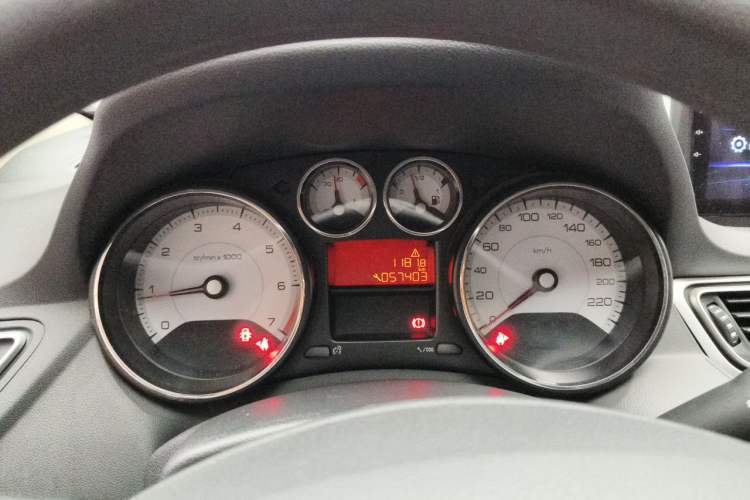 Used Peugeot 308 2014 Enjoy Edition Classic 1.6L Manual YouShang Model Instrument Cluster