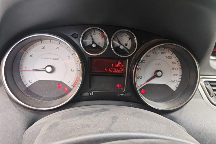 Used Peugeot 308 2014 Enjoy Edition Classic 1.6L Manual YouShang Model Instrument Cluster