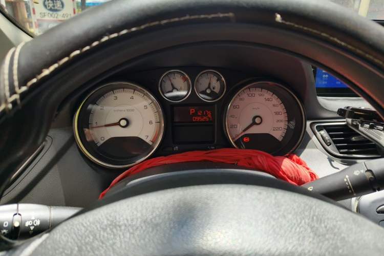 Used Peugeot 308 2014 Enjoy Edition Classic 1.6L Automatic Premium Model Instrument Cluster