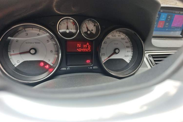 Used Peugeot 308 2014 Enjoy Edition Classic 1.6L Automatic Premium Model Instrument Cluster