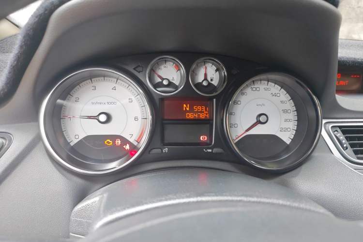 Used Peugeot 308 2014 Enjoyment Edition Classic 1.6L Automatic Fashion Model Instrument Cluster