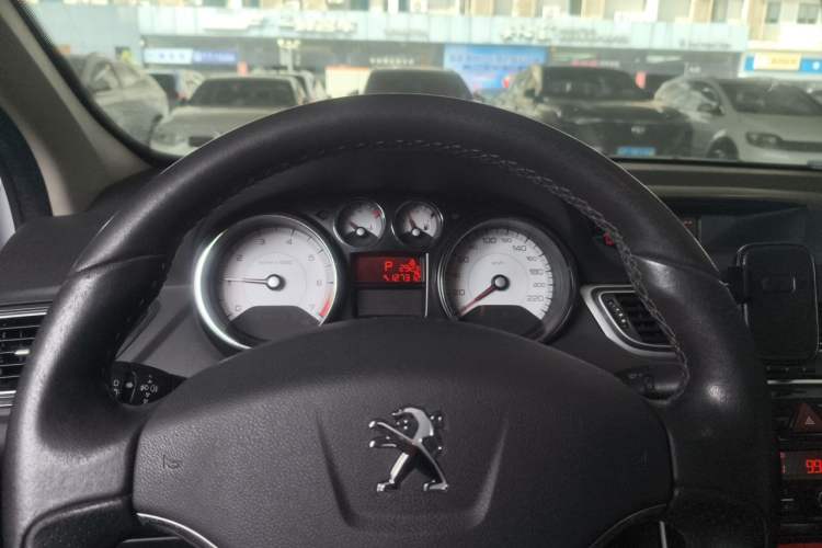 Used Peugeot 308 2014 Enjoyment Edition Classic 1.6L Automatic Fashion Model Instrument Cluster
