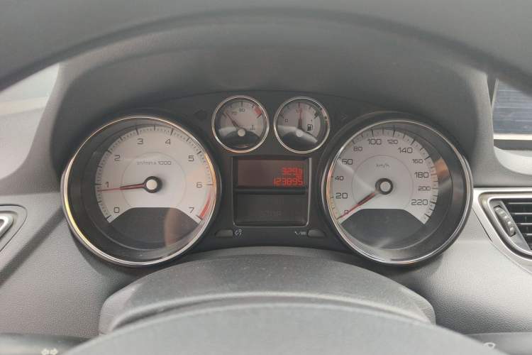 Used Peugeot 308 2014 Enjoy Edition Classic 1.6L Manual YouShang Model Instrument Cluster
