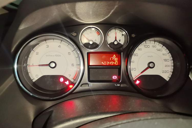 Used Peugeot 308 2014 Enjoy Edition Classic 1.6L Manual YouShang Model Instrument Cluster