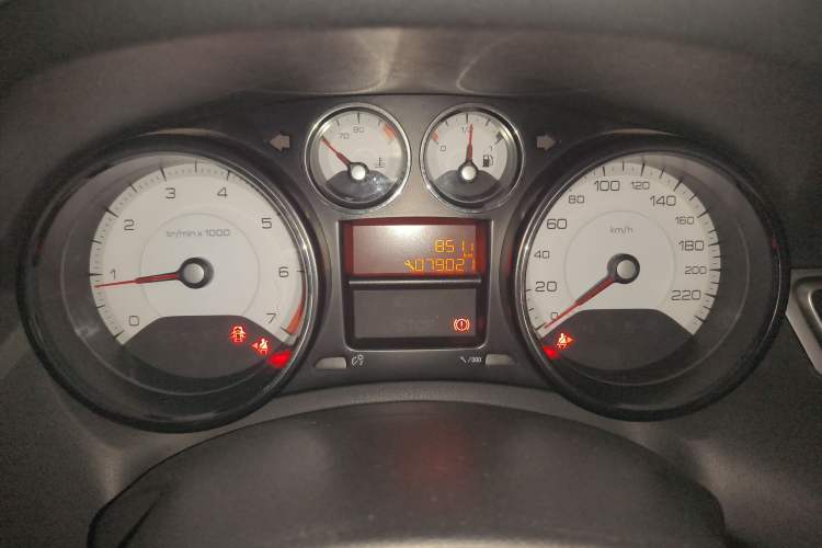 Used Peugeot 308 2014 Enjoy Edition Classic 1.6L Manual YouShang Model Instrument Cluster