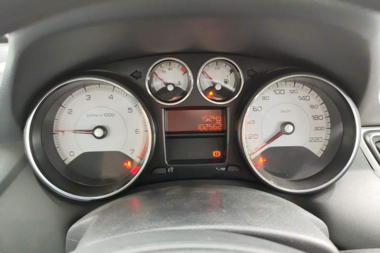 Used Peugeot 308 2014 Enjoy Edition Classic 1.6L Manual YouShang Model Instrument Cluster