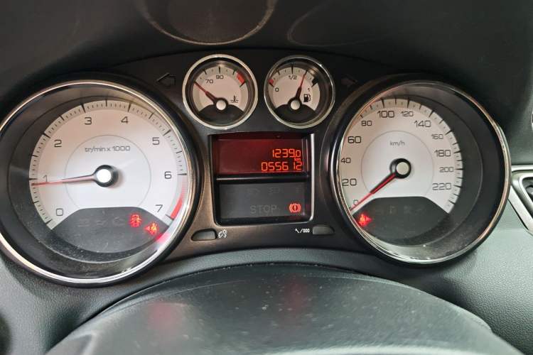 Used Peugeot 308 2014 Enjoy Edition Classic 1.6L Manual YouShang Model Instrument Cluster