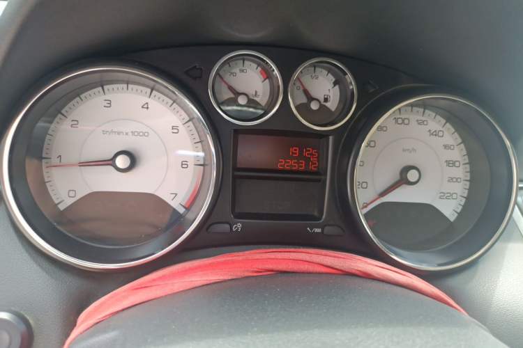 Used Peugeot 308 2014 Enjoy Edition Classic 1.6L Manual YouShang Model Instrument Cluster