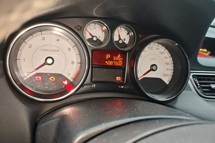 Used Peugeot 308 2014 Enjoyment Edition Classic 1.6L Automatic Fashion Model Instrument Cluster