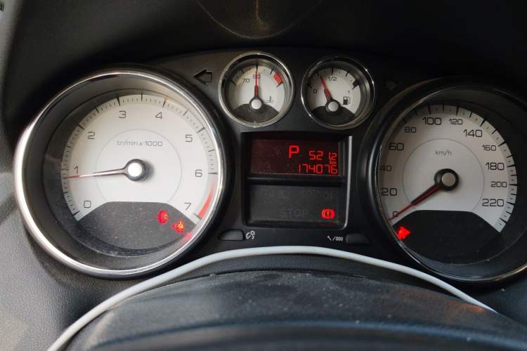 Used Peugeot 308 2014 Enjoy Edition Classic 1.6L Automatic Premium Model Instrument Cluster